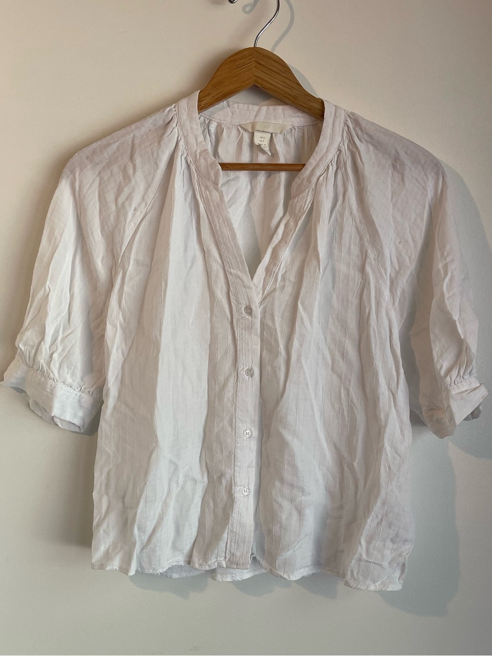 H&M White Textured Short Sleeve Button Down Blouse Small Boho Viscose